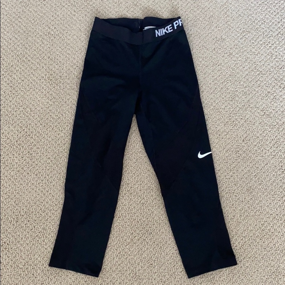 Nike Women’s Nike Pro Crop Legging Sz XS